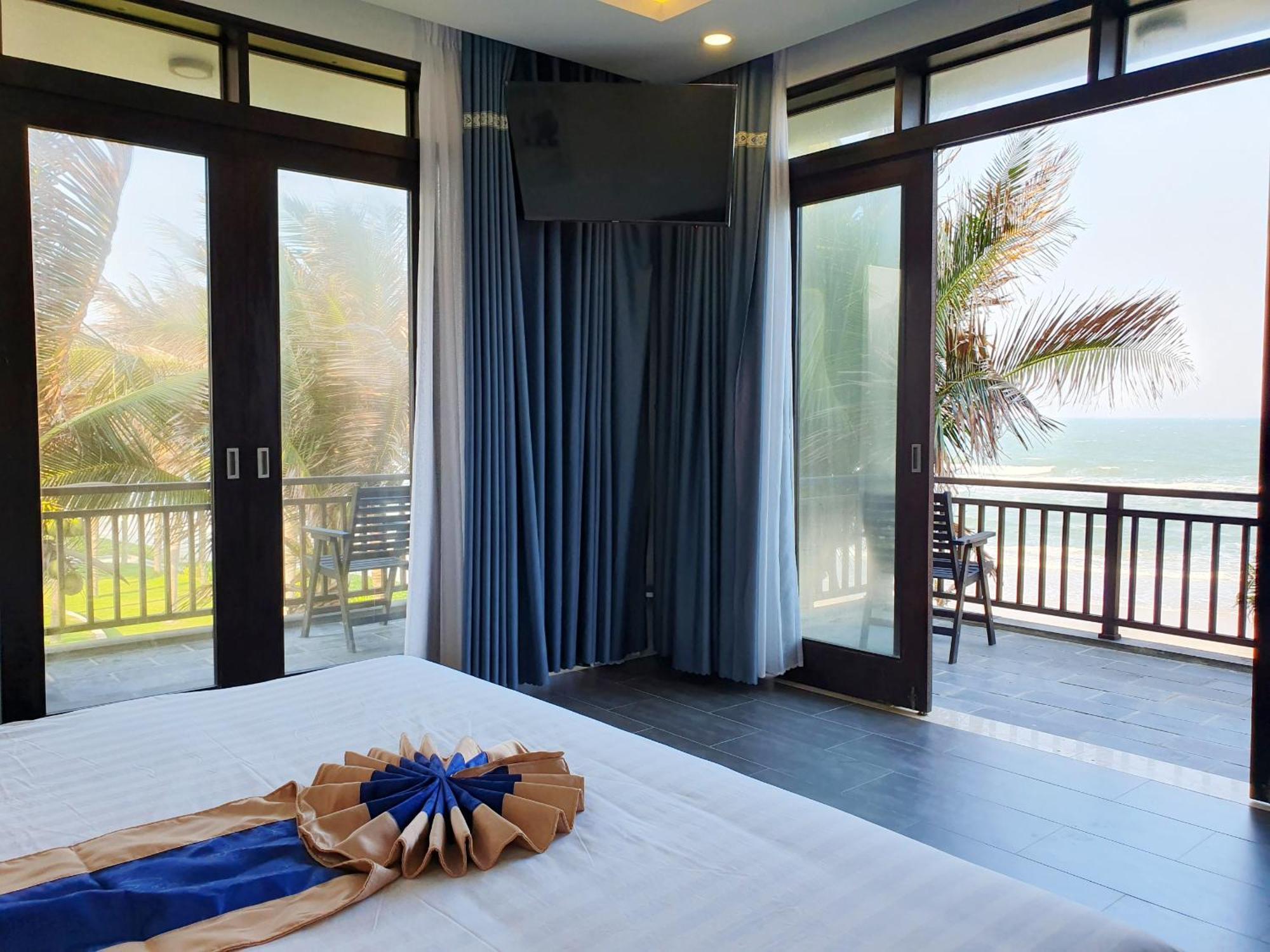 Starlight Villa Beach Resort & Spa Phan Thiet Bagian luar foto