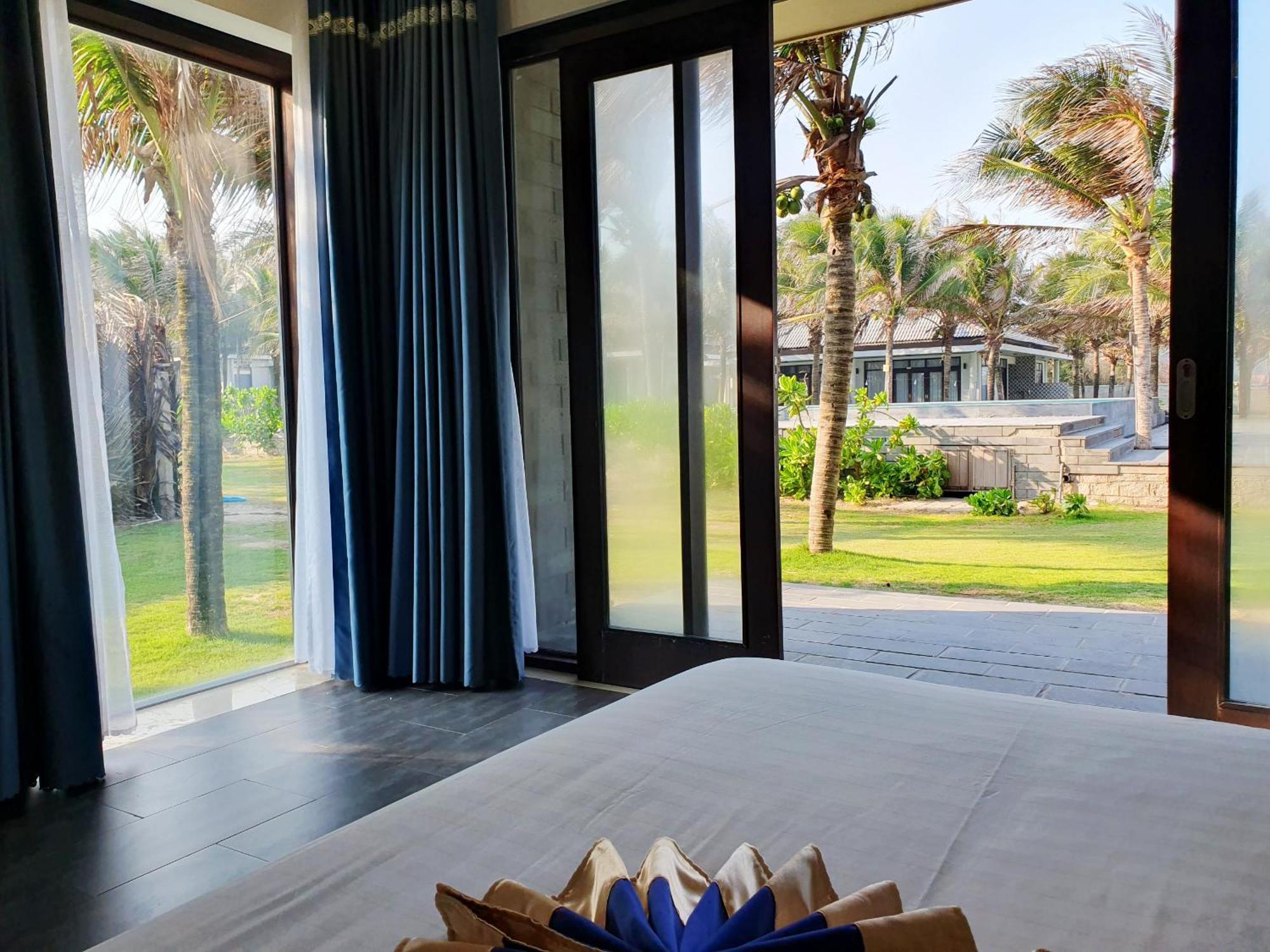 Starlight Villa Beach Resort & Spa Phan Thiet Bagian luar foto