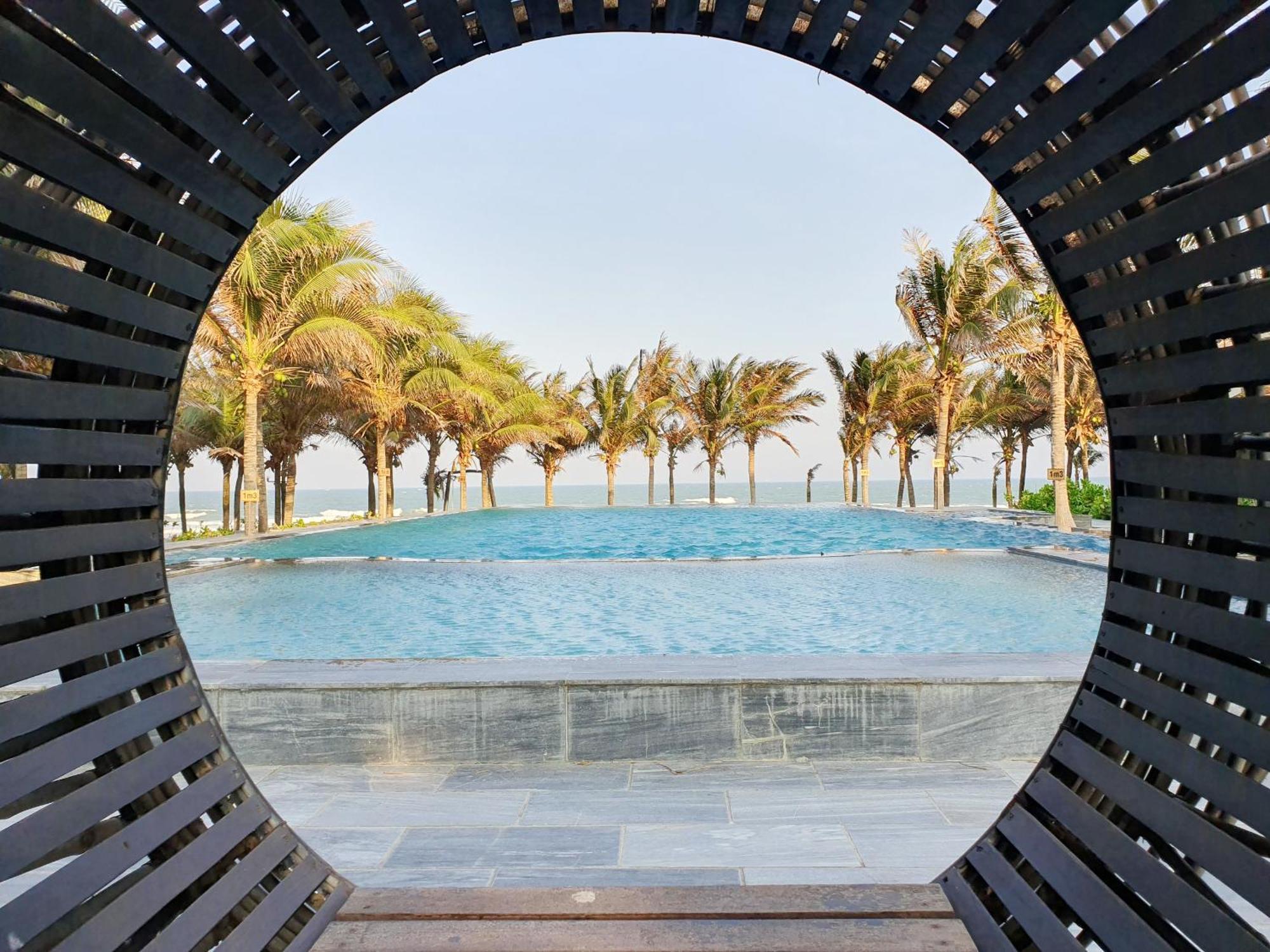 Starlight Villa Beach Resort & Spa Phan Thiet Bagian luar foto