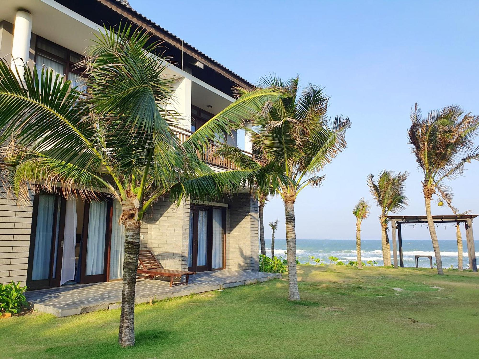Starlight Villa Beach Resort & Spa Phan Thiet Bagian luar foto